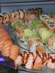 tabla de sushi variado